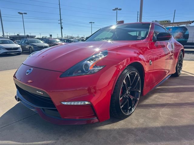 Used 2015 Nissan 370Z NISMO image 7