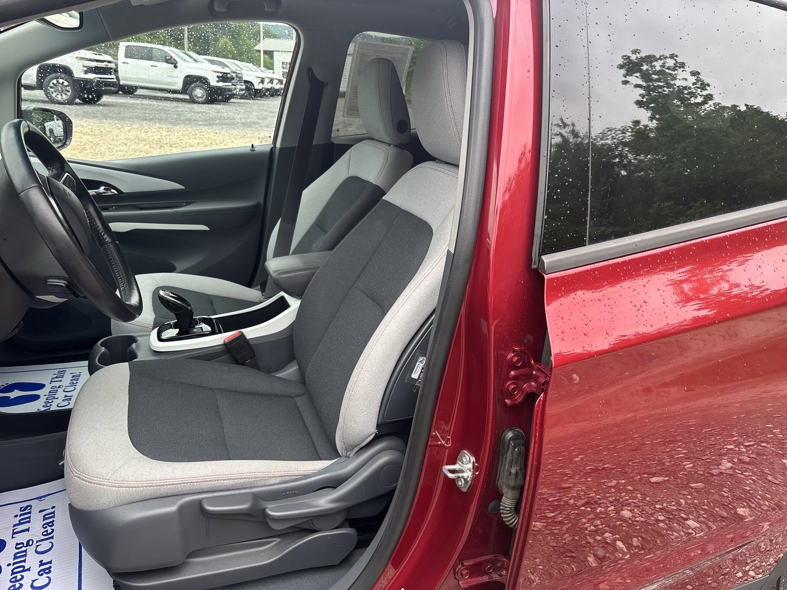 Used 2021 Chevrolet Bolt LT FWD image 14