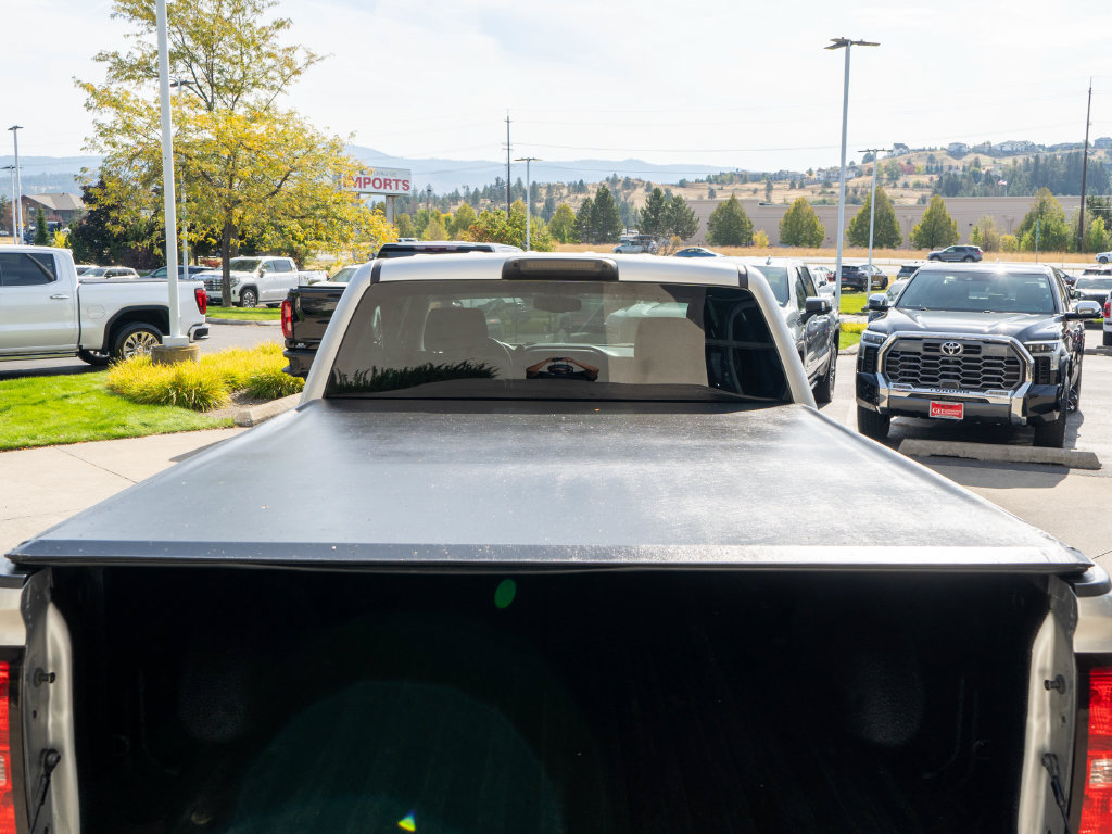 Used 2018 Chevrolet Silverado 1500 LT w/ Trailering Package AWD/4WD image 29