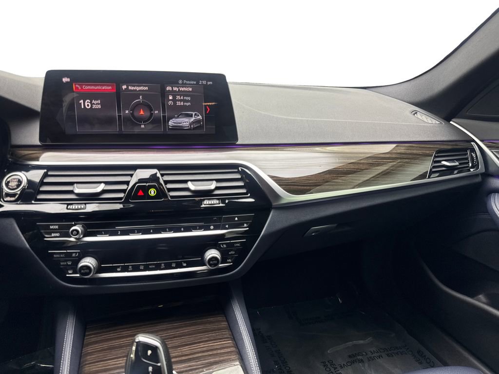 Used 2019 BMW 540i w/ Premium Package RWD image 54