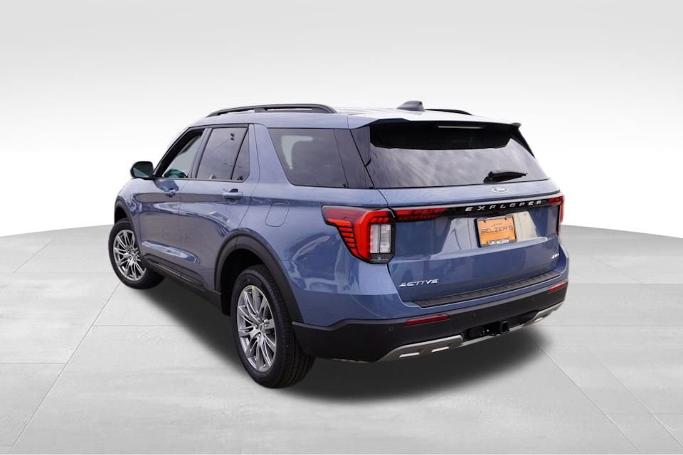 New 2026 Ford Explorer Active w/ Active Comfort Package image 5