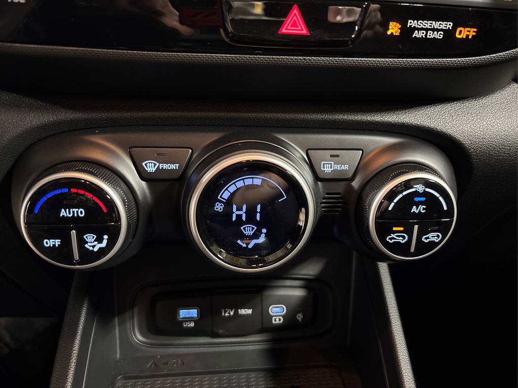 Certified 2026 Hyundai Venue SEL image 31