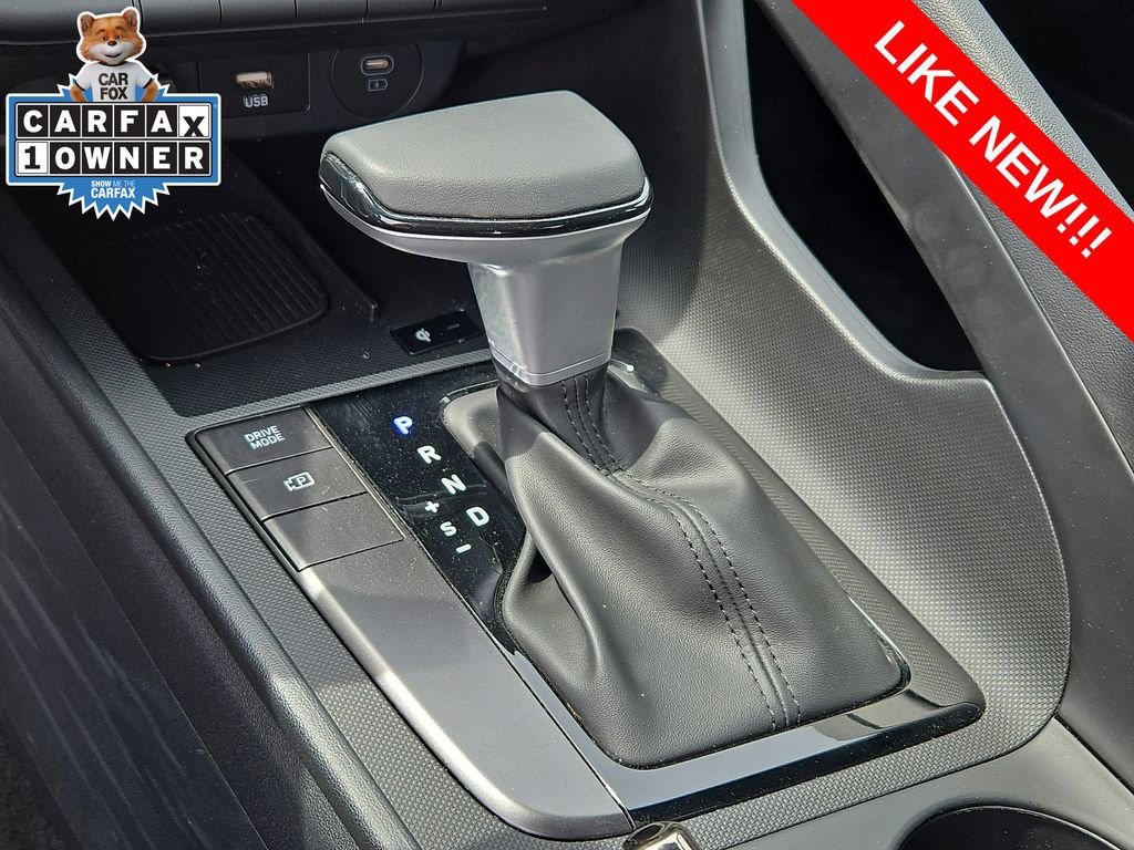 Used 2026 Hyundai Elantra Sport FWD image 14