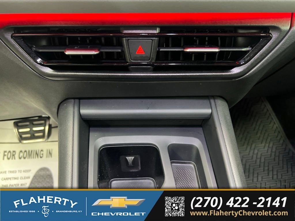 Used 2025 Volkswagen Tiguan SE R-Line AWD/4WD image 31