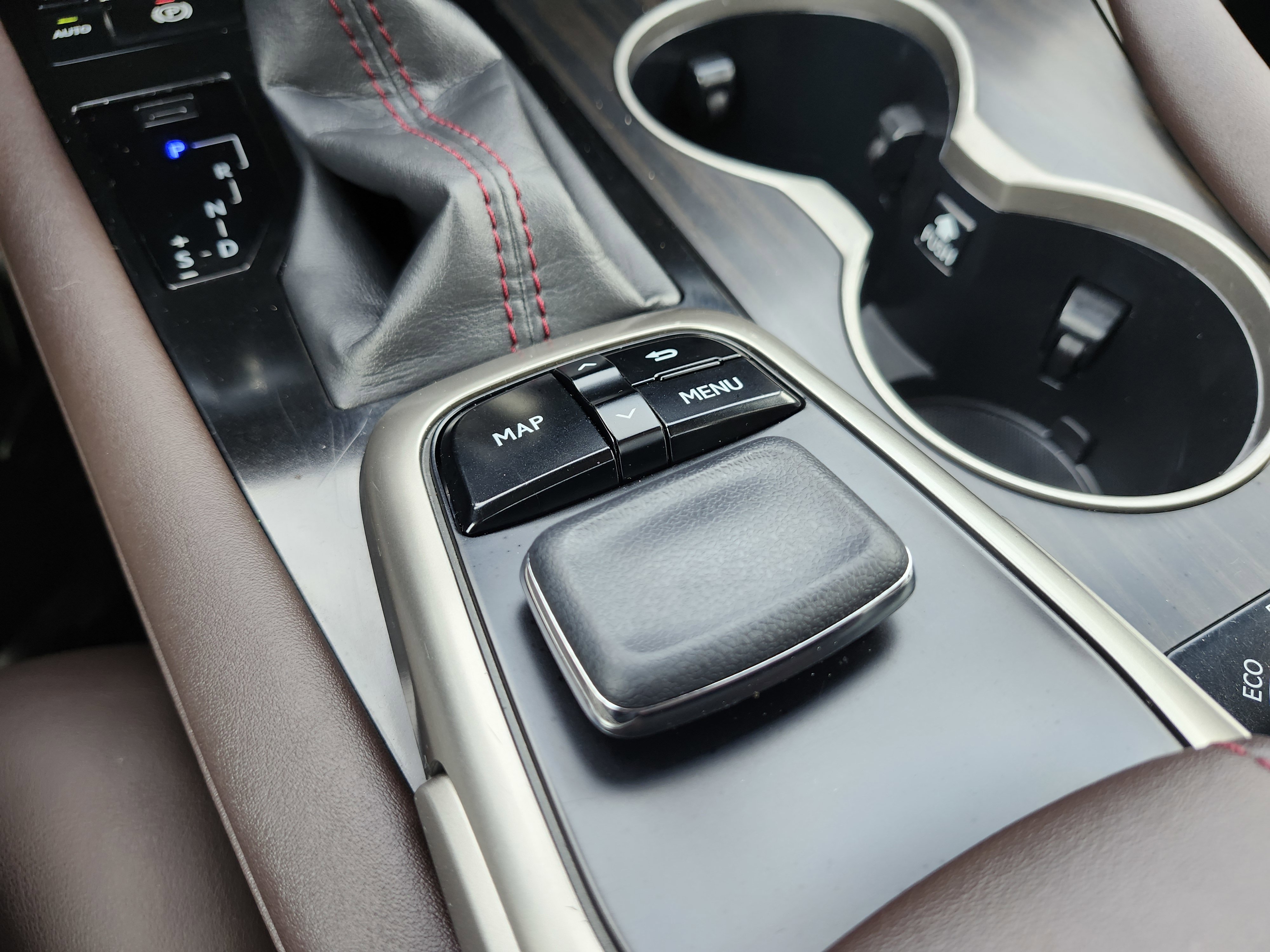 Used 2016 Lexus RX 450h AWD w/ Cold Weather Package image 11