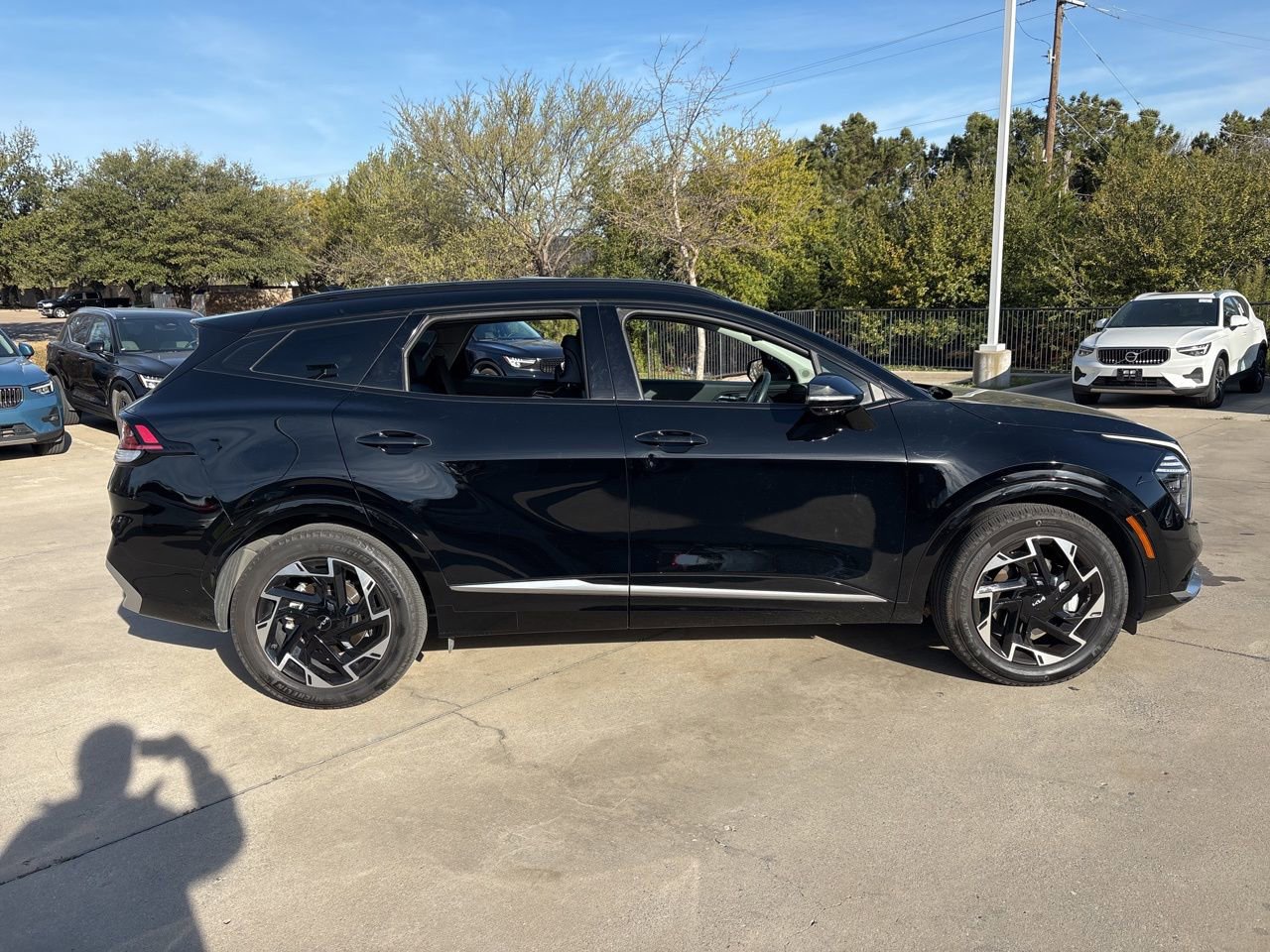 Used 2024 Kia Sportage SX image 4