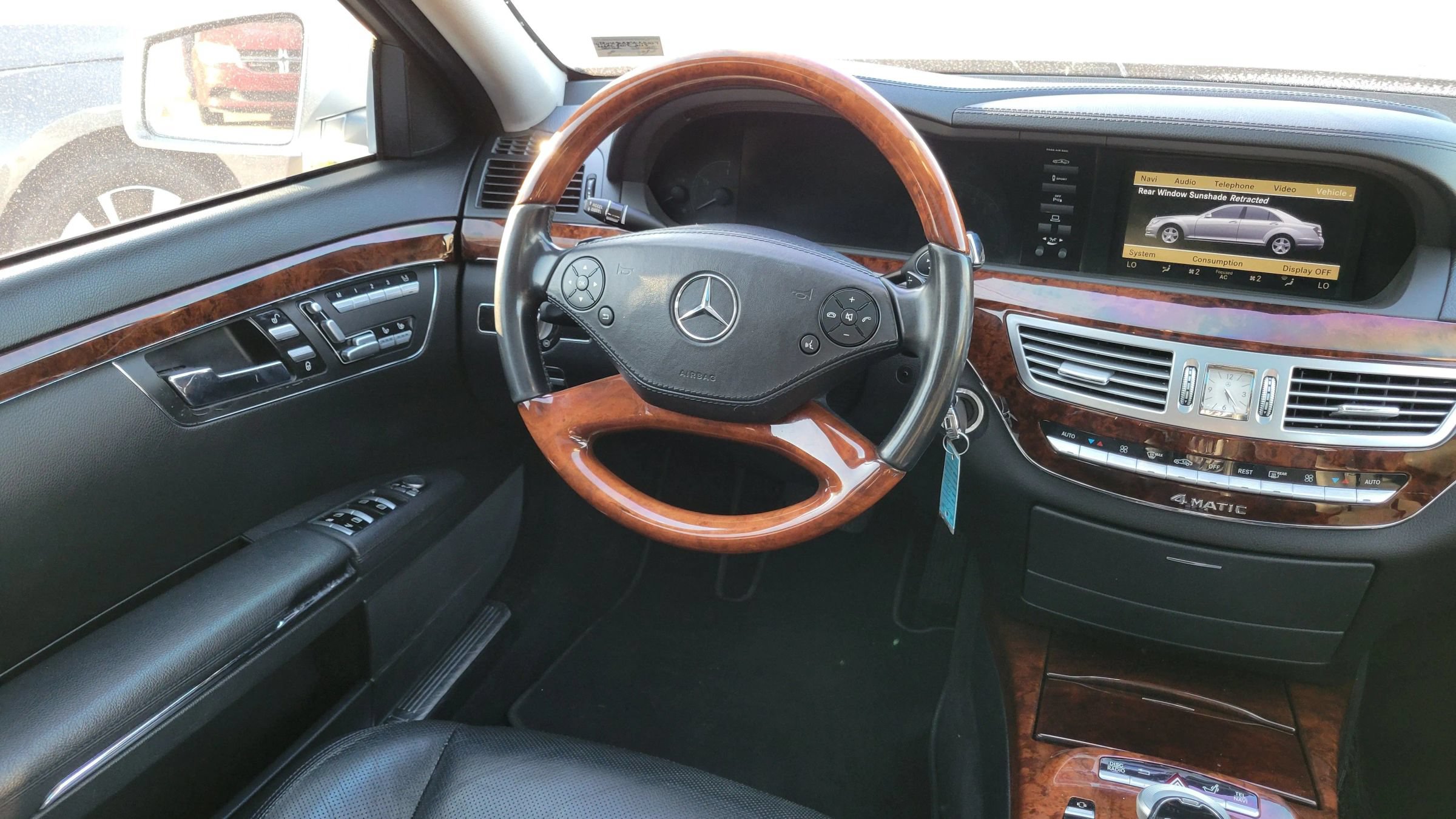 Used 2012 Mercedes-Benz S 550 4MATIC w/ Premium 2 Pkg image 15