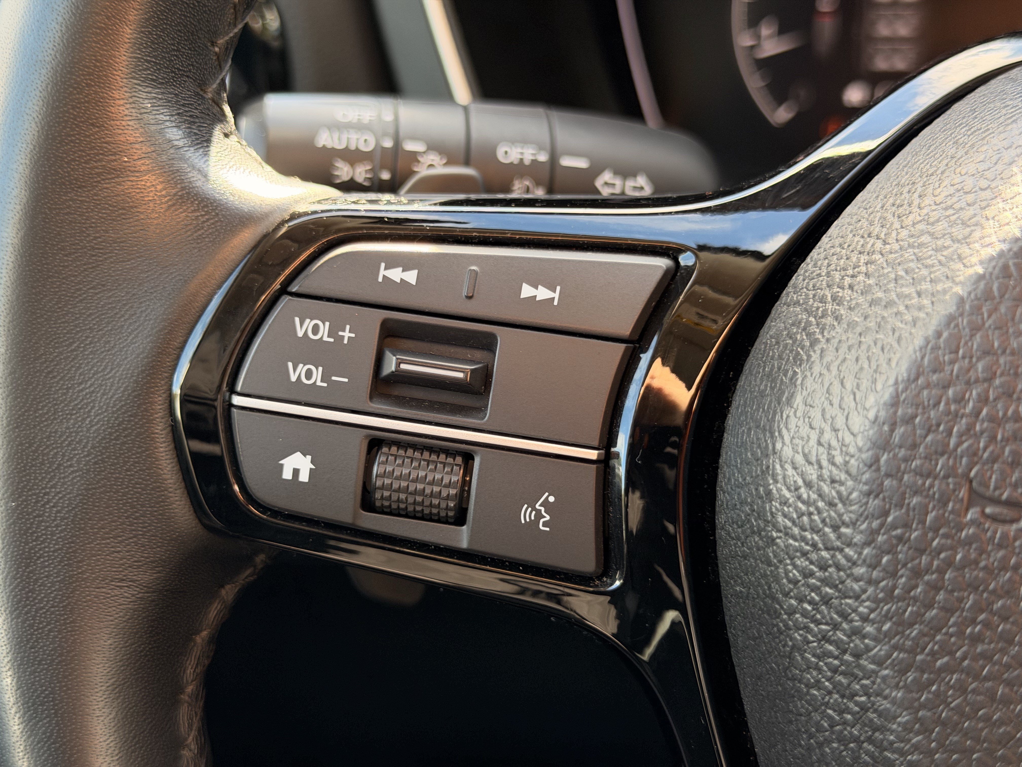 Used 2023 Honda Pilot EX-L image 22