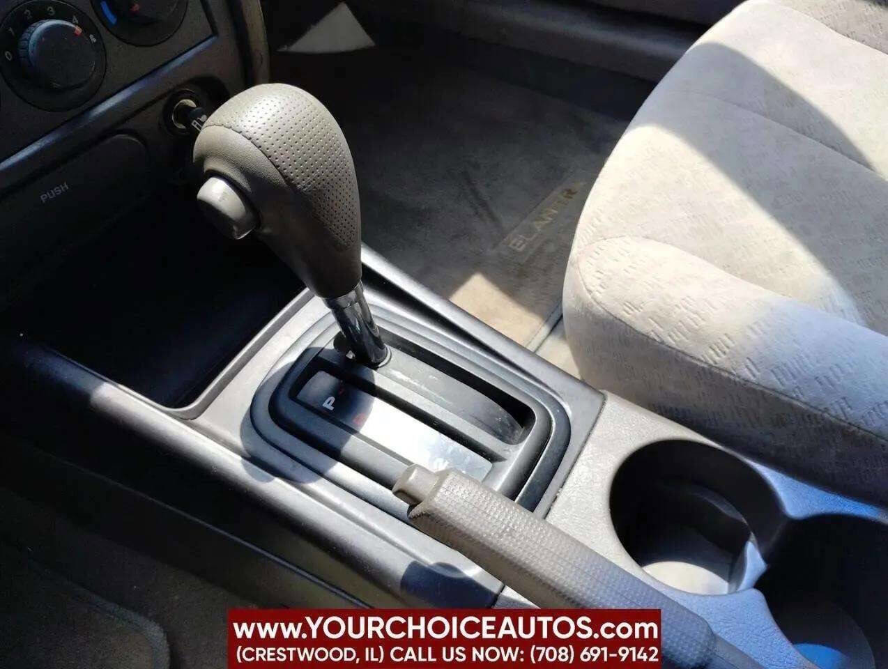 Used 2004 Hyundai Elantra GLS image 26