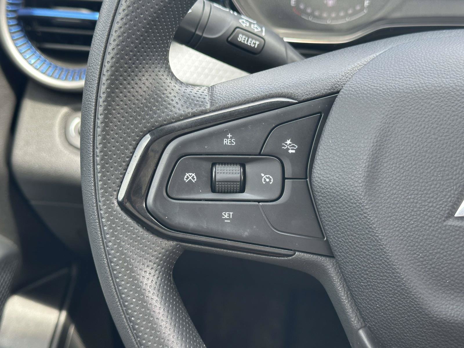 Certified 2024 Chevrolet Trax LS w/ LS Convenience Package FWD image 20