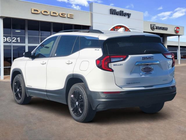 Used 2023 GMC Terrain SLE w/ Driver Convenience Package AWD/4WD image 3