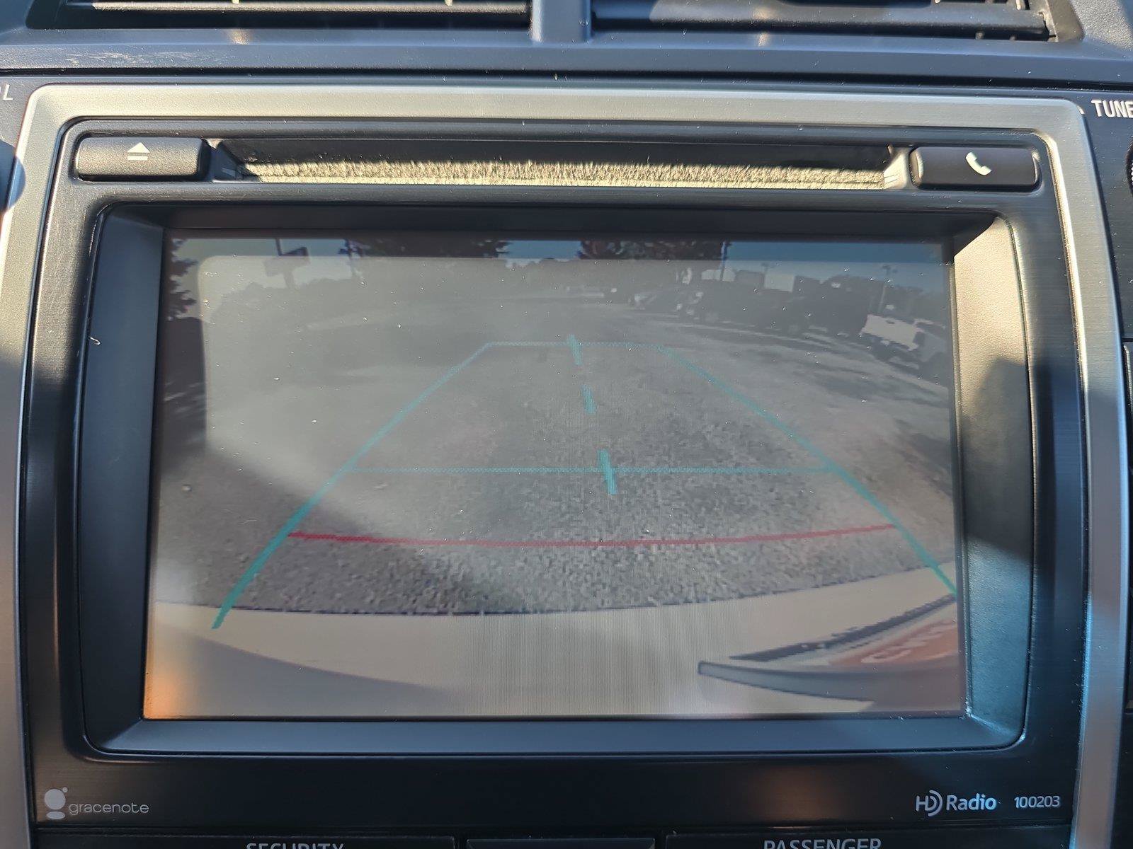 Used 2014 Toyota Camry SE FWD image 15