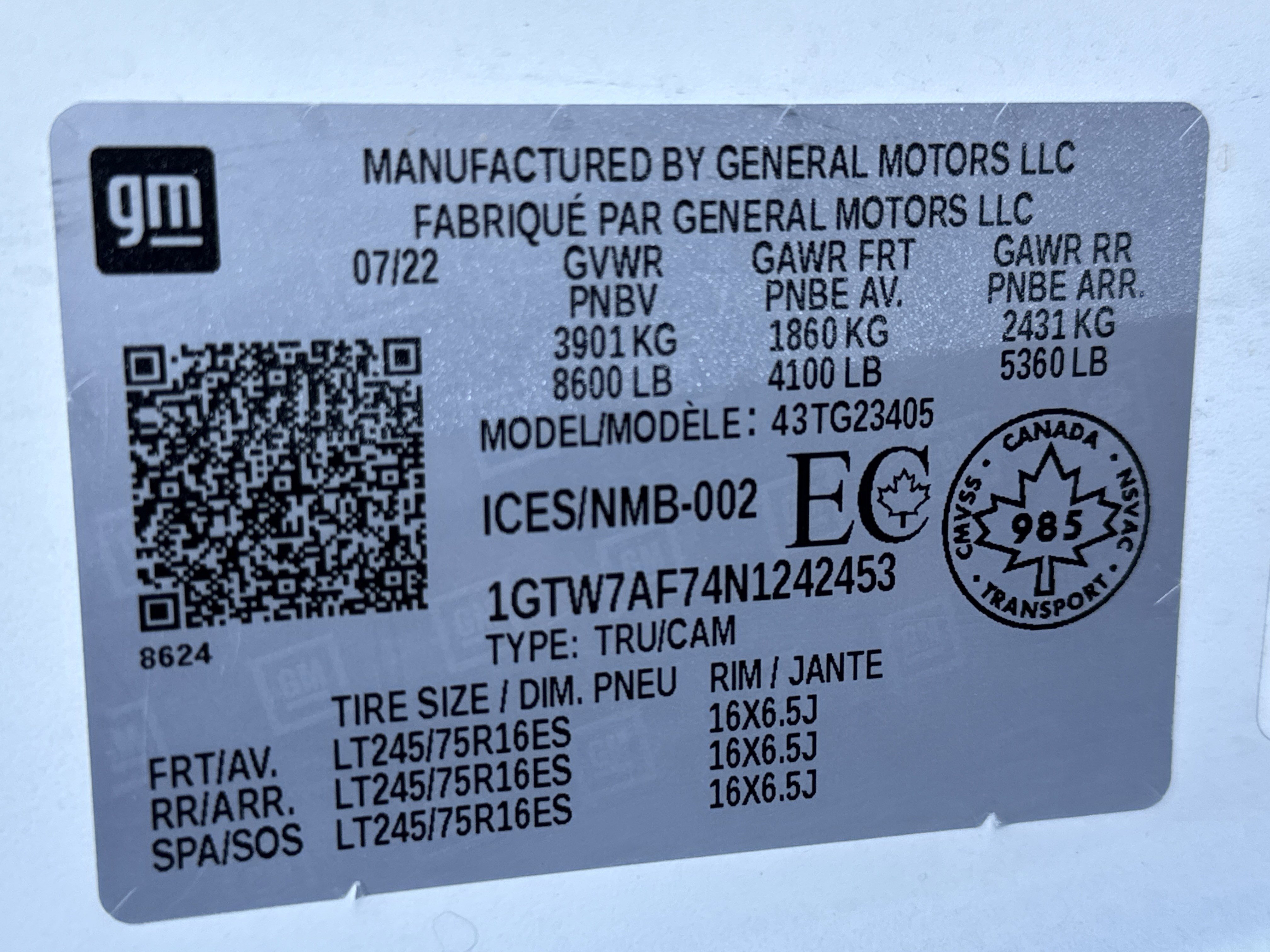 Used 2022 GMC Savana 2500 w/ Driver Convenience Package image 28