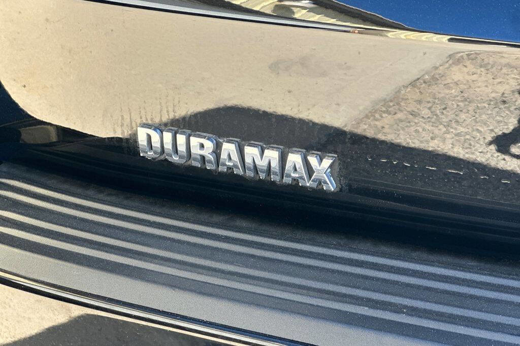 Used 2024 Chevrolet Suburban LS w/ Driver Alert Package image 27