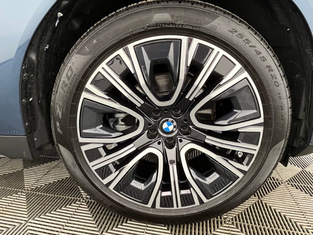 Certified 2025 BMW X3 xDrive30i w/ Premium Package image 11