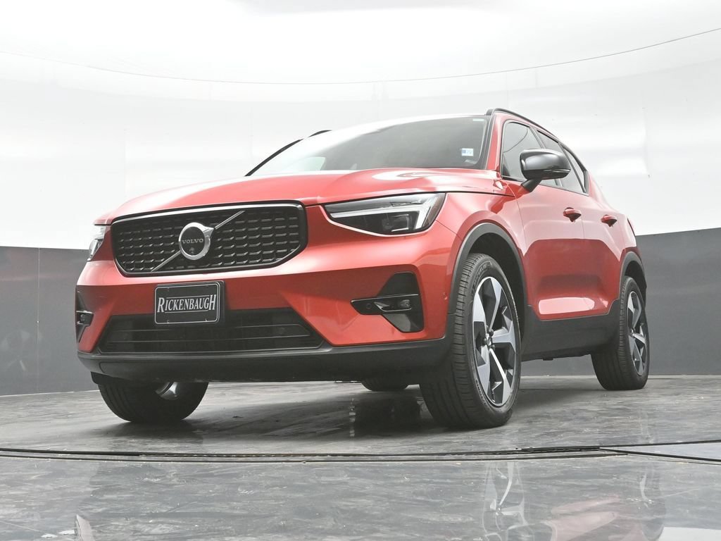 Used 2024 Volvo XC40 B5 Plus w/ Climate Package AWD/4WD image 26