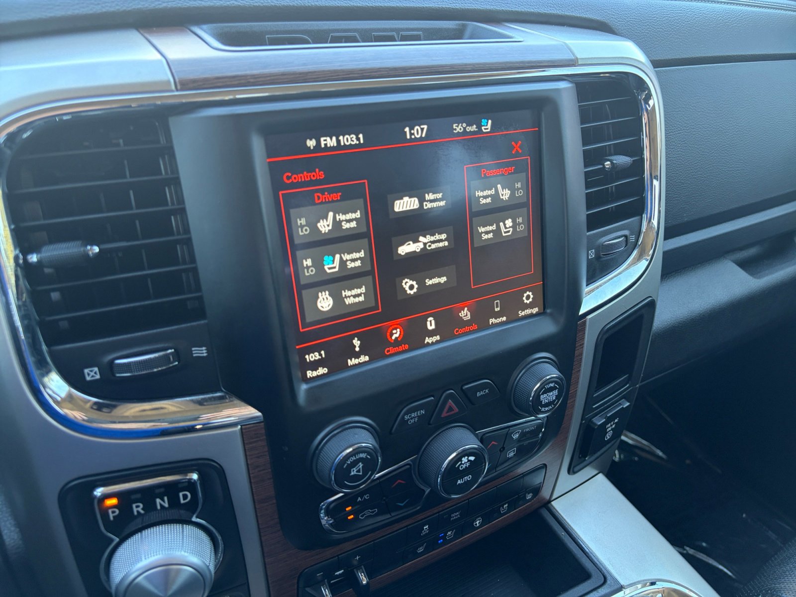 Used 2019 RAM 1500 Laramie w/ Convenience Group AWD/4WD image 25