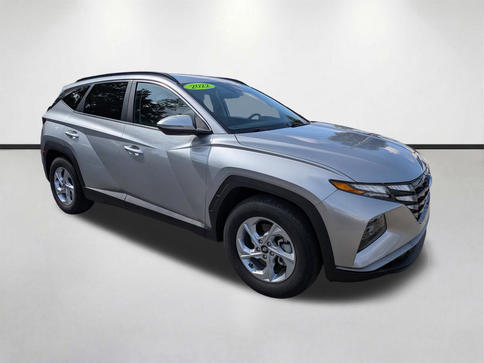 Used 2022 Hyundai Tucson SEL FWD image 2