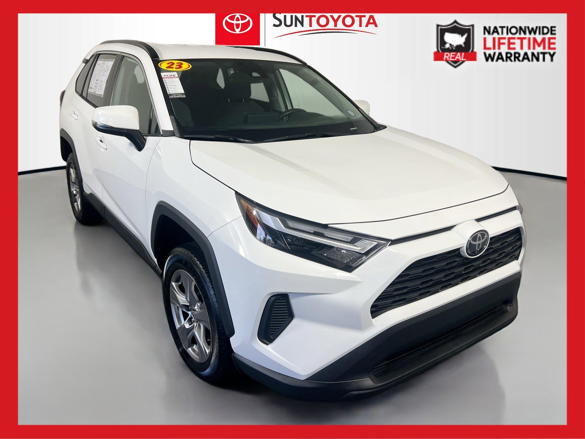 Used 2023 Toyota RAV4 XLE image 1