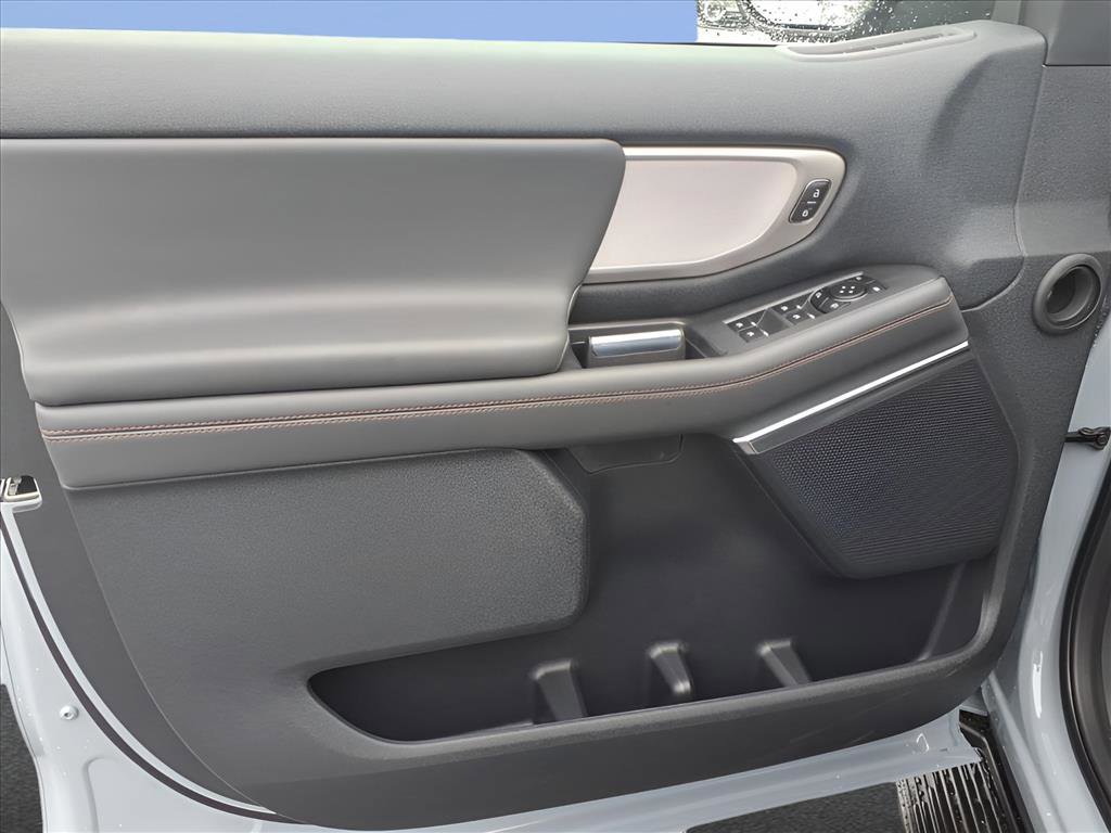 New 2025 Ford Expedition Max Active image 8