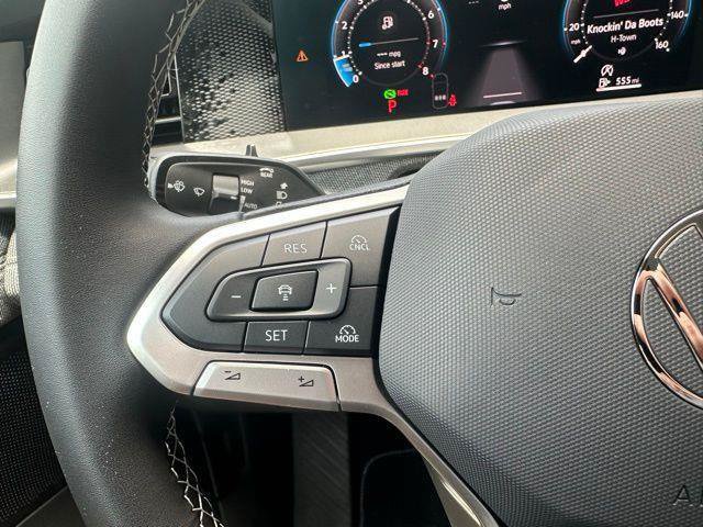 Used 2025 Volkswagen Tiguan S FWD image 24