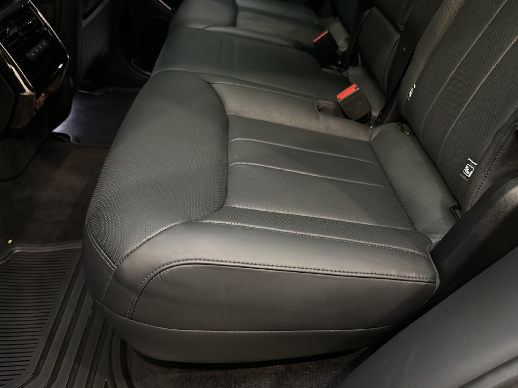 Used 2023 Land Rover Range Rover Sport SE Dynamic AWD/4WD image 18