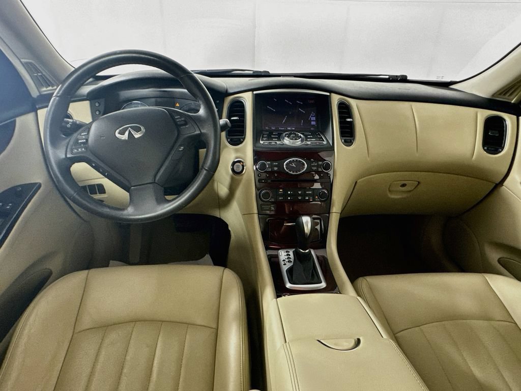 Used 2017 INFINITI QX50 2WD w/ Premium Plus Package image 27