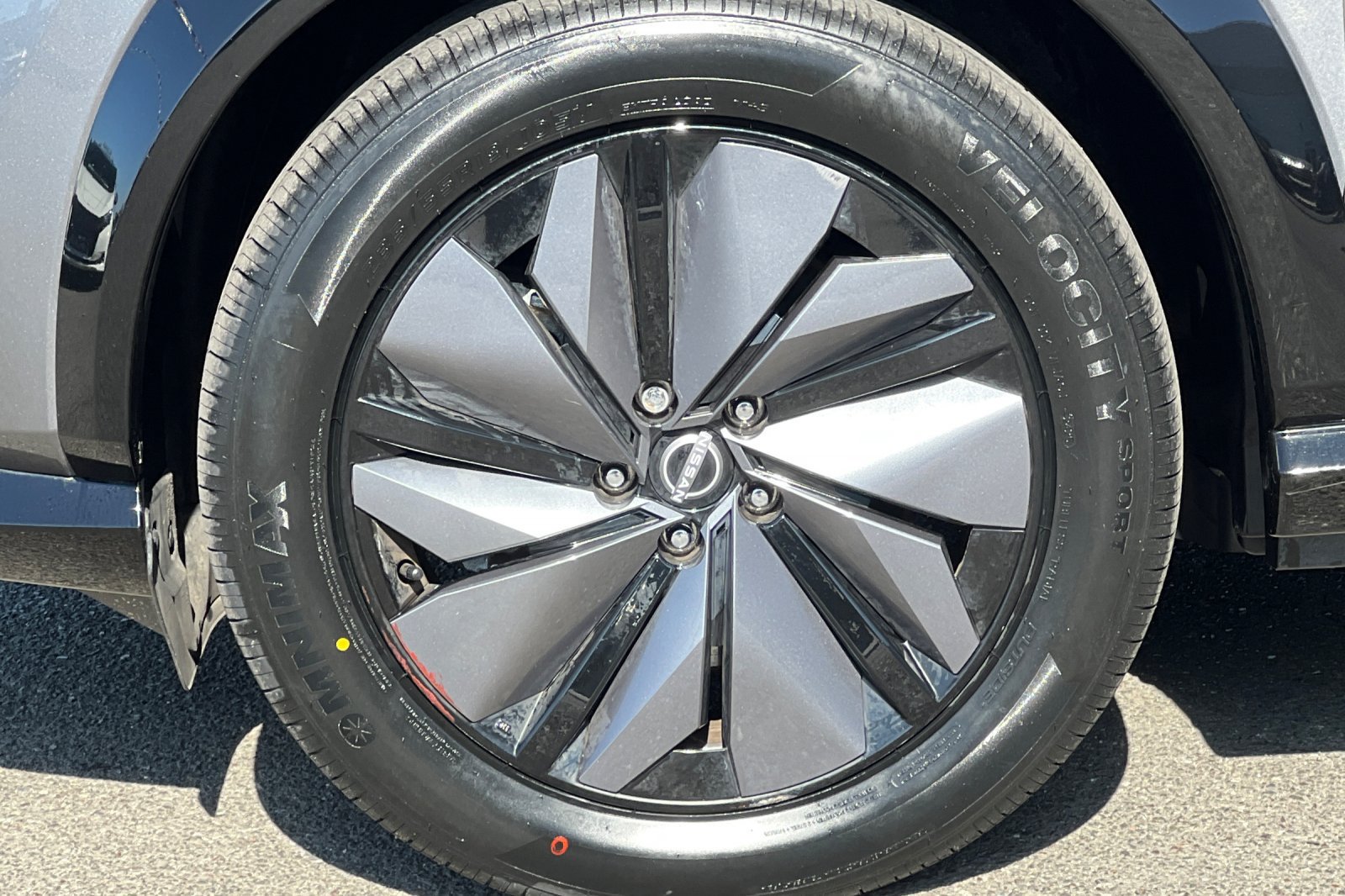 Certified 2023 Nissan Ariya FWD image 33