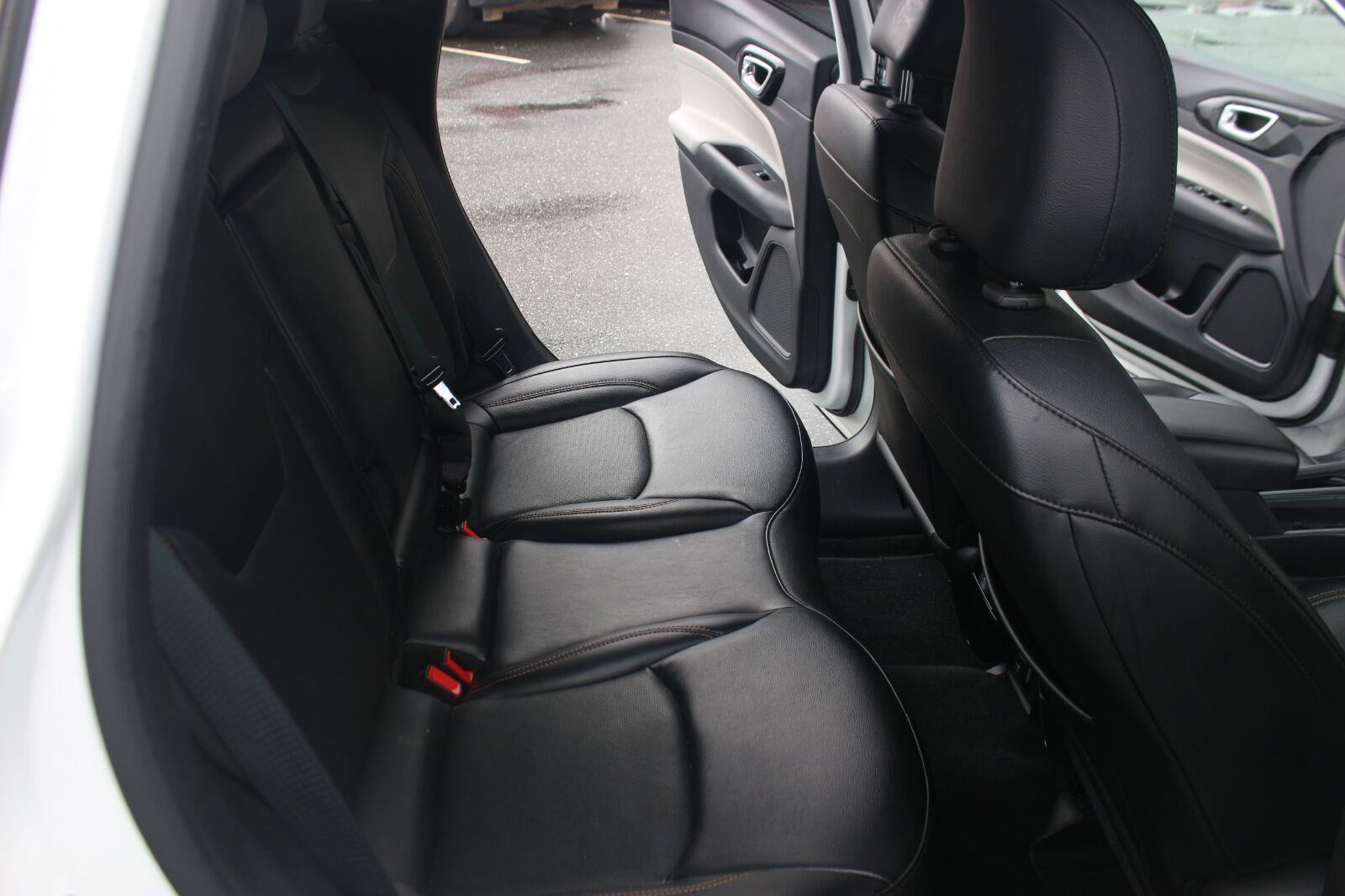 Used 2023 Jeep Compass Limited AWD/4WD image 30