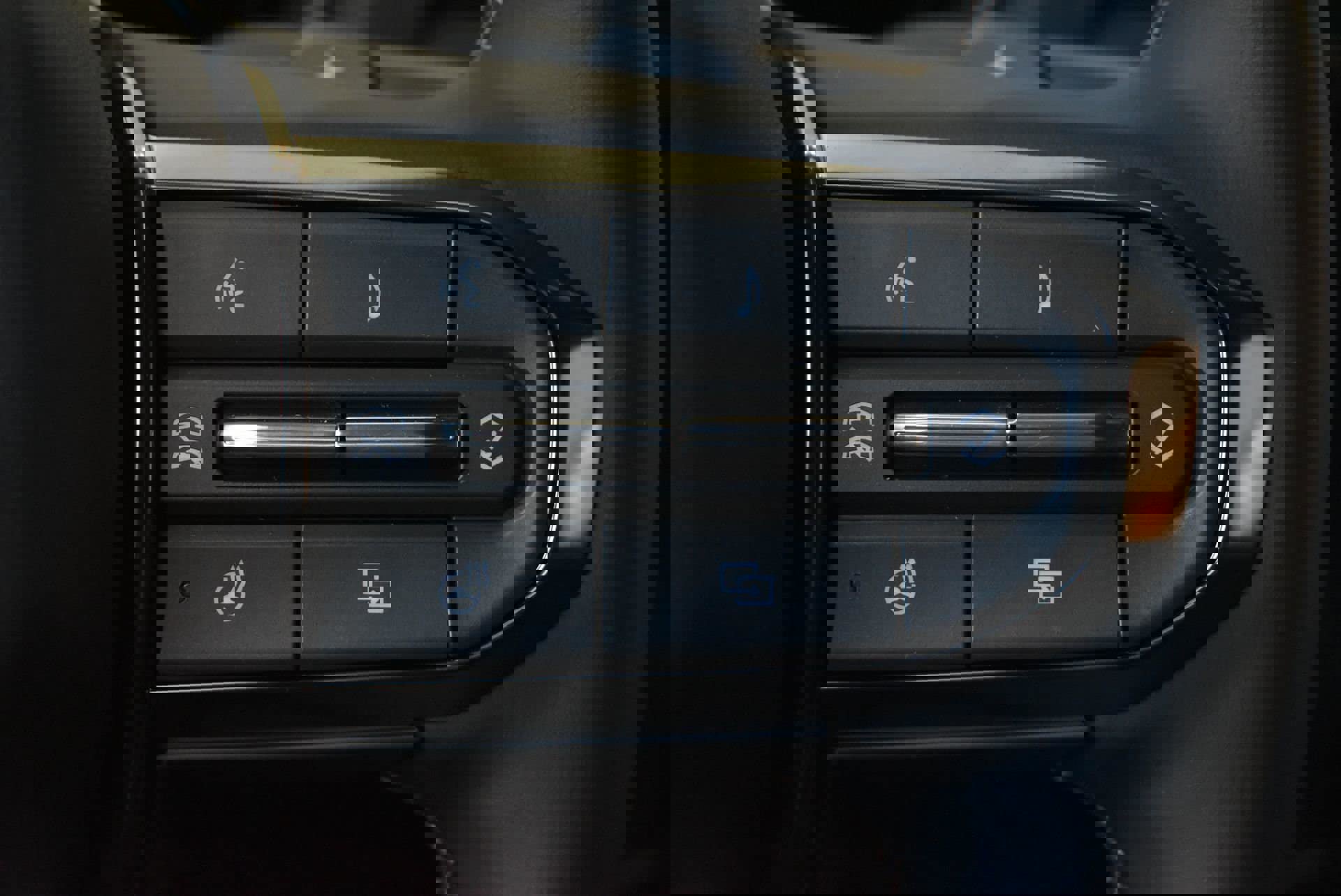 New 2026 GMC Terrain AT4 w/ LPO, Floor Liner Package image 22