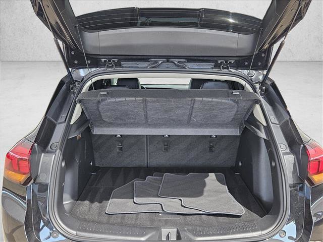 Used 2025 Buick Encore GX Preferred FWD image 24