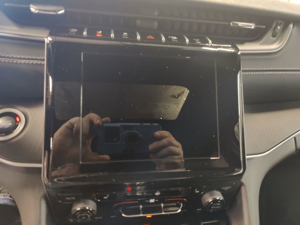 New 2025 Jeep Grand Cherokee L Altitude image 21