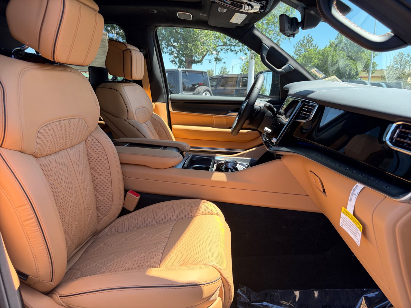 New 2026 Jeep Grand Wagoneer Summit AWD/4WD image 29