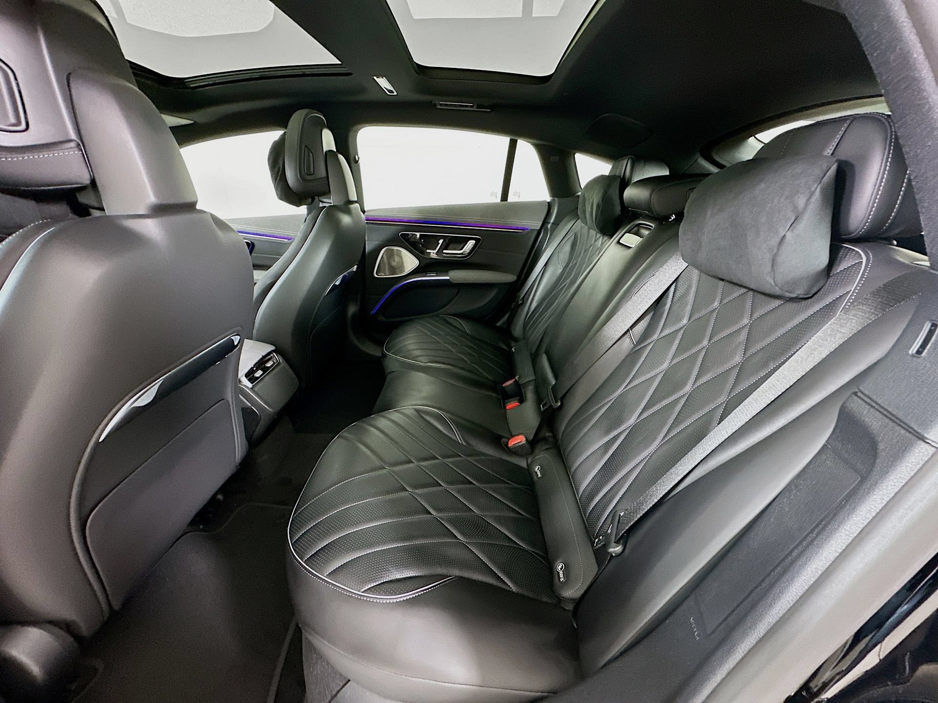 New 2026 Mercedes-Benz EQS 580 4MATIC Sedan image 27