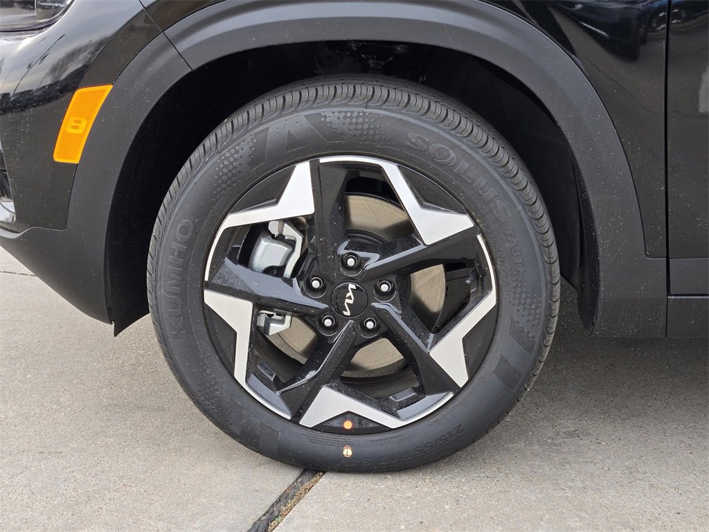 New 2026 Kia Seltos S image 8
