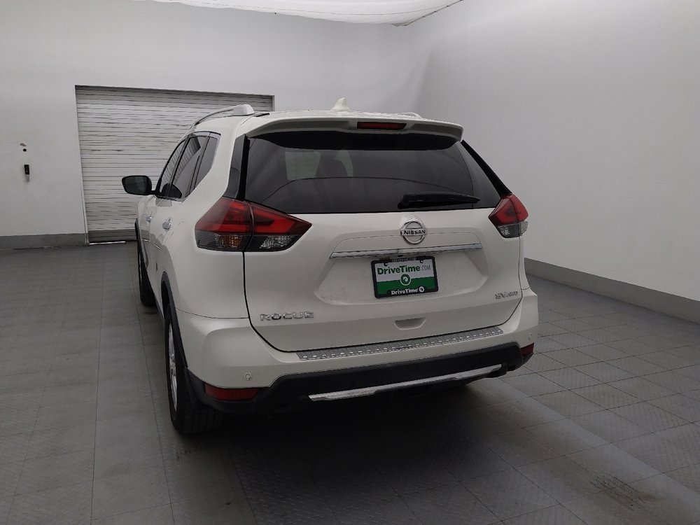 Used 2019 Nissan Rogue SV image 6