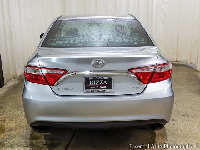 Used 2016 Toyota Camry LE image 6