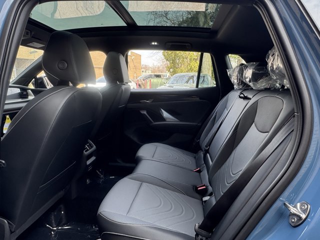 New 2026 Volkswagen Tiguan SE R-Line image 14