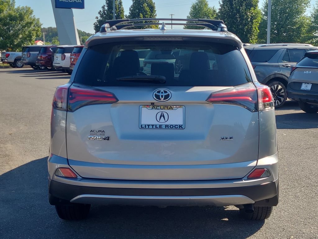 Used 2018 Toyota RAV4 XLE w/ Plus Extra Value Package FWD image 4
