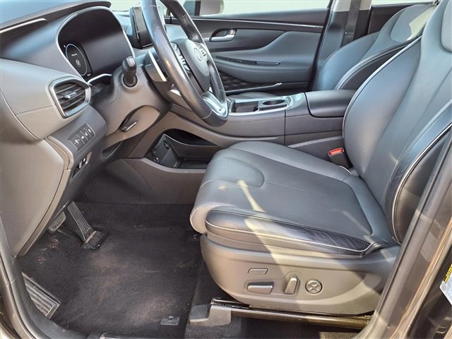 Used 2023 Hyundai Santa Fe Limited image 7