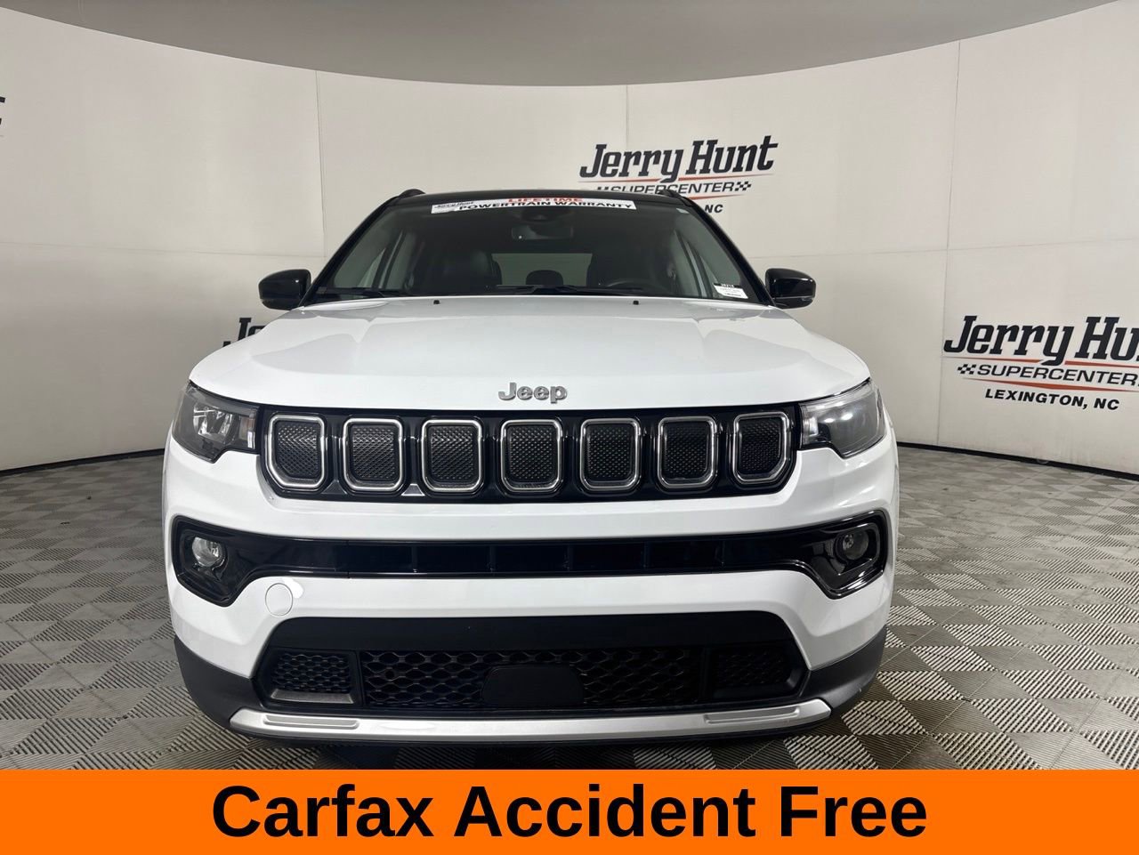 Used 2022 Jeep Compass Limited AWD/4WD image 3