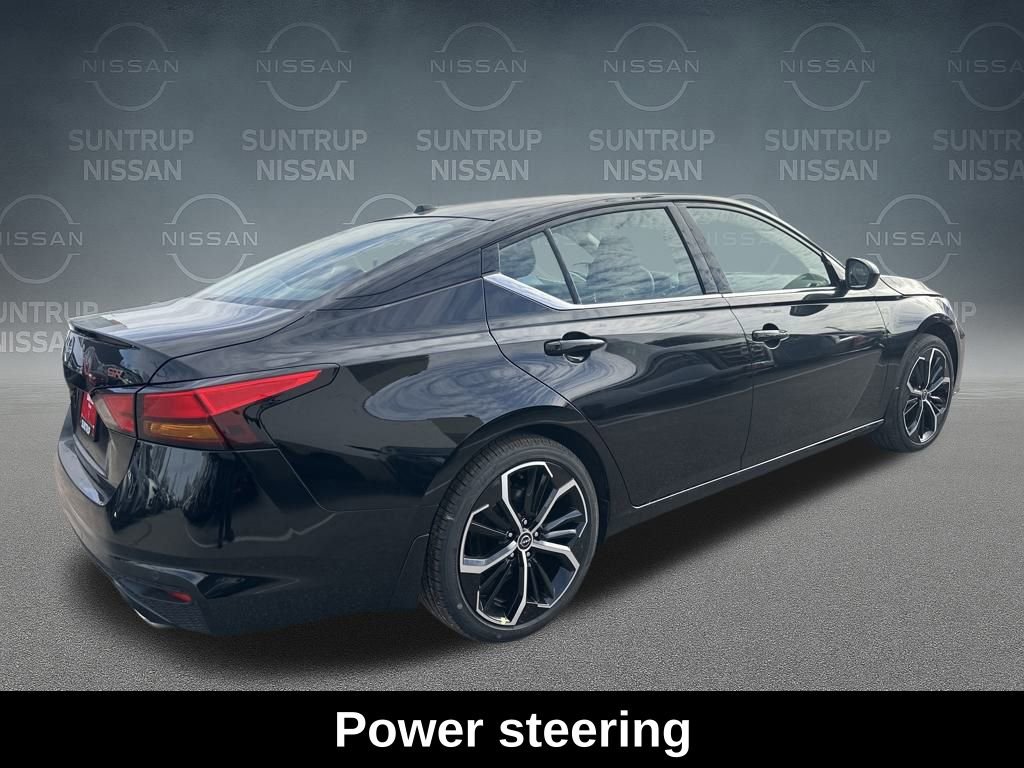 Used 2025 Nissan Altima 2.5 SR FWD image 7