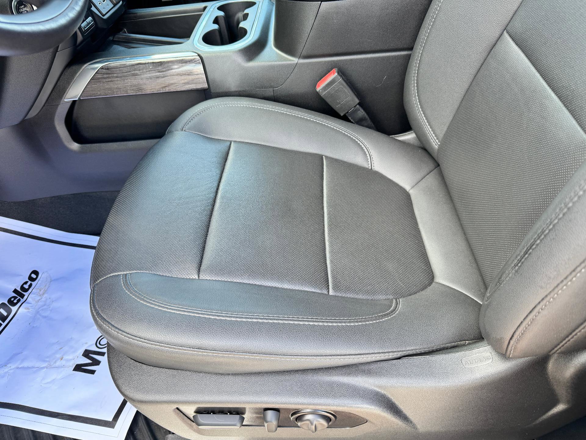 Used 2022 Chevrolet Silverado 2500 LTZ w/ LTZ Plus Package AWD/4WD image 11