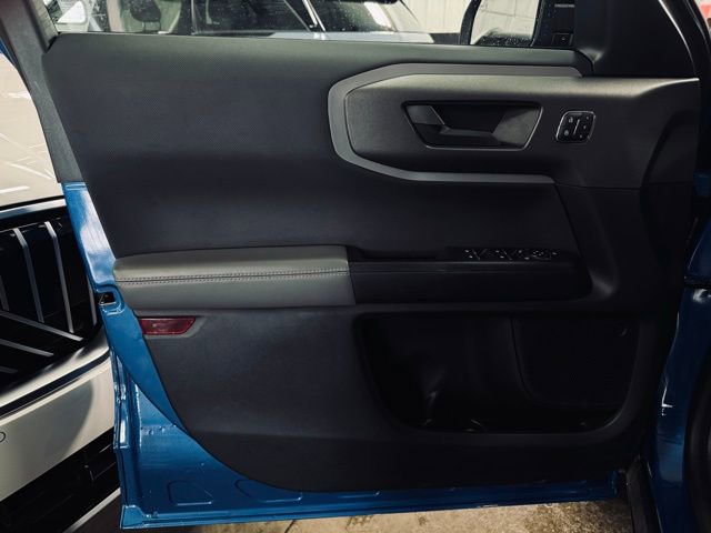 Used 2025 Ford Bronco Sport Badlands image 13