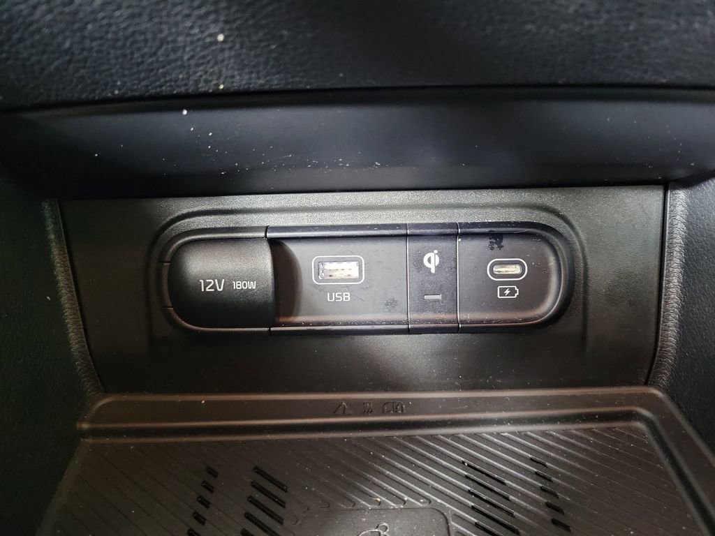 Used 2023 Kia Sportage EX image 22