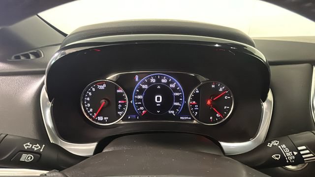 Used 2022 Chevrolet Traverse Premier w/ Redline Edition AWD/4WD image 17