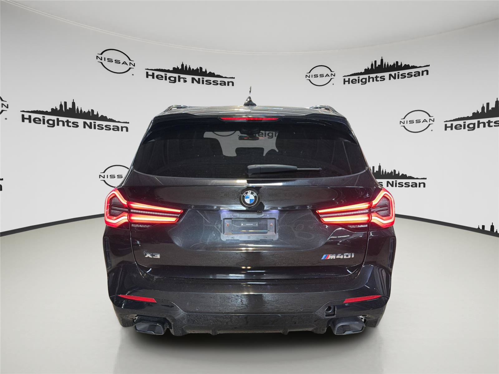 Used 2024 BMW X3 M40i AWD/4WD image 4
