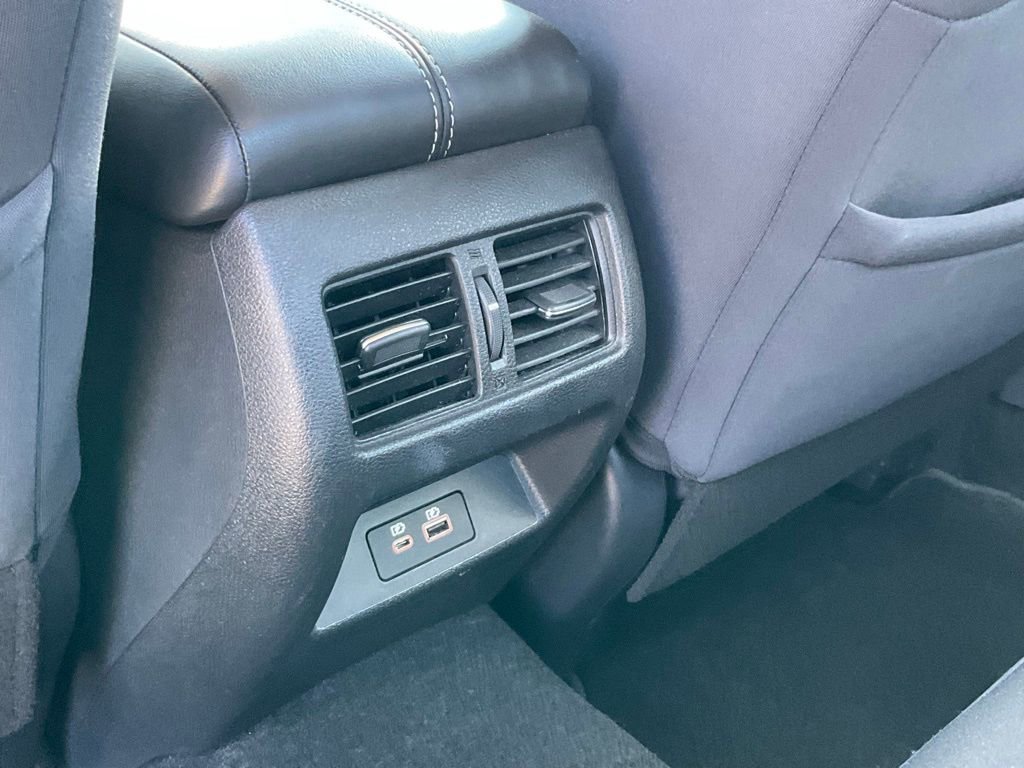 Used 2019 Nissan Altima 2.5 SV image 17