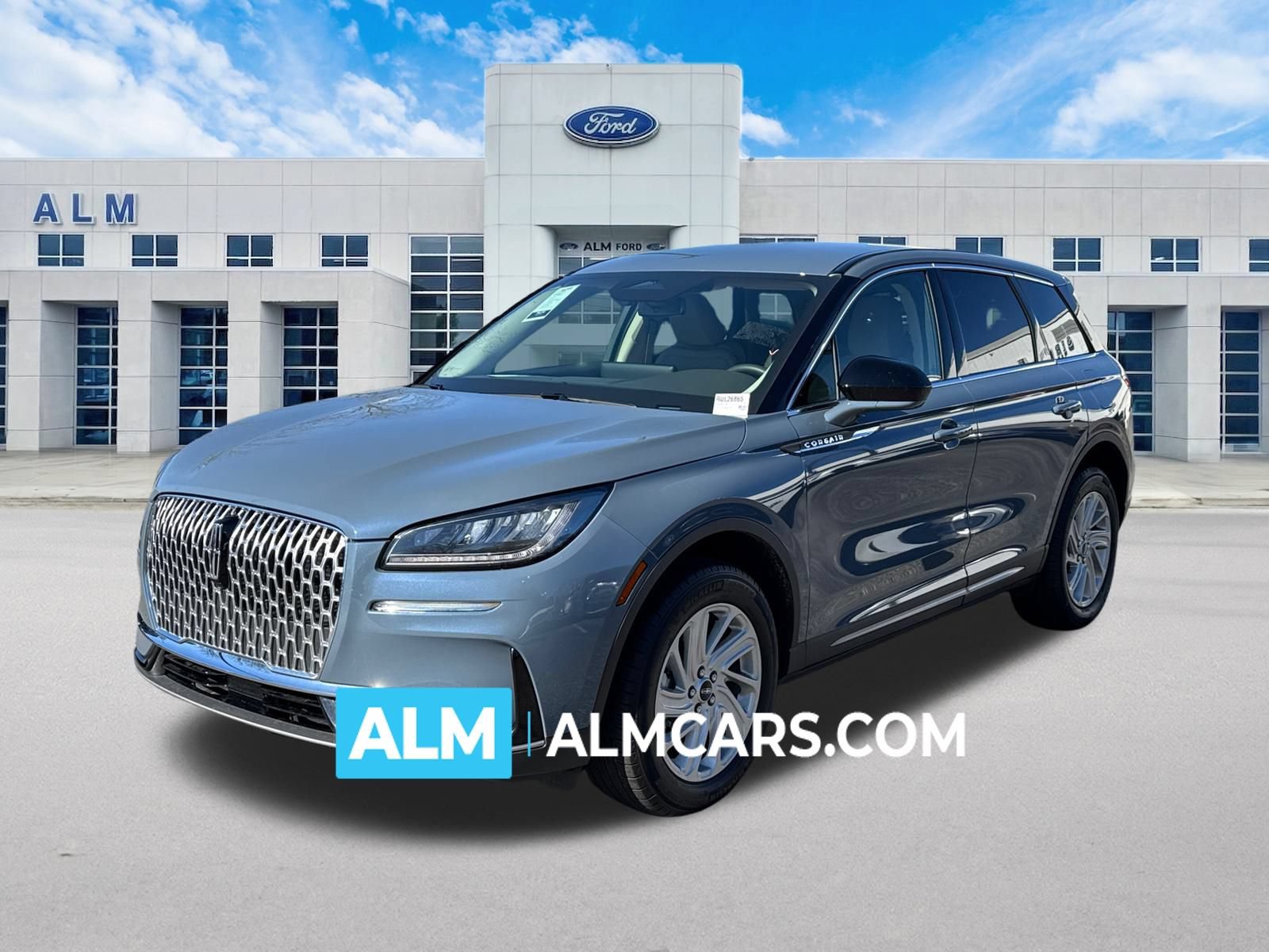 Used 2024 Lincoln Corsair AWD image 1
