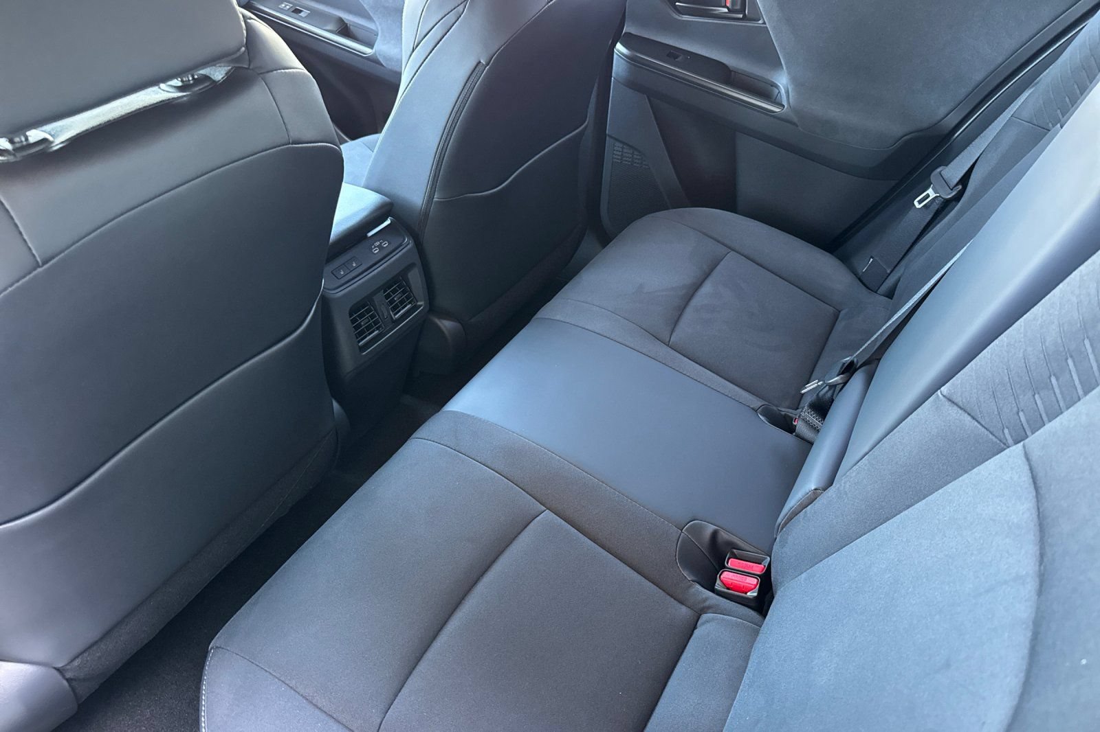 New 2026 Toyota C-HR AWD/4WD image 5